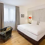 Eden Hotel Wolff
